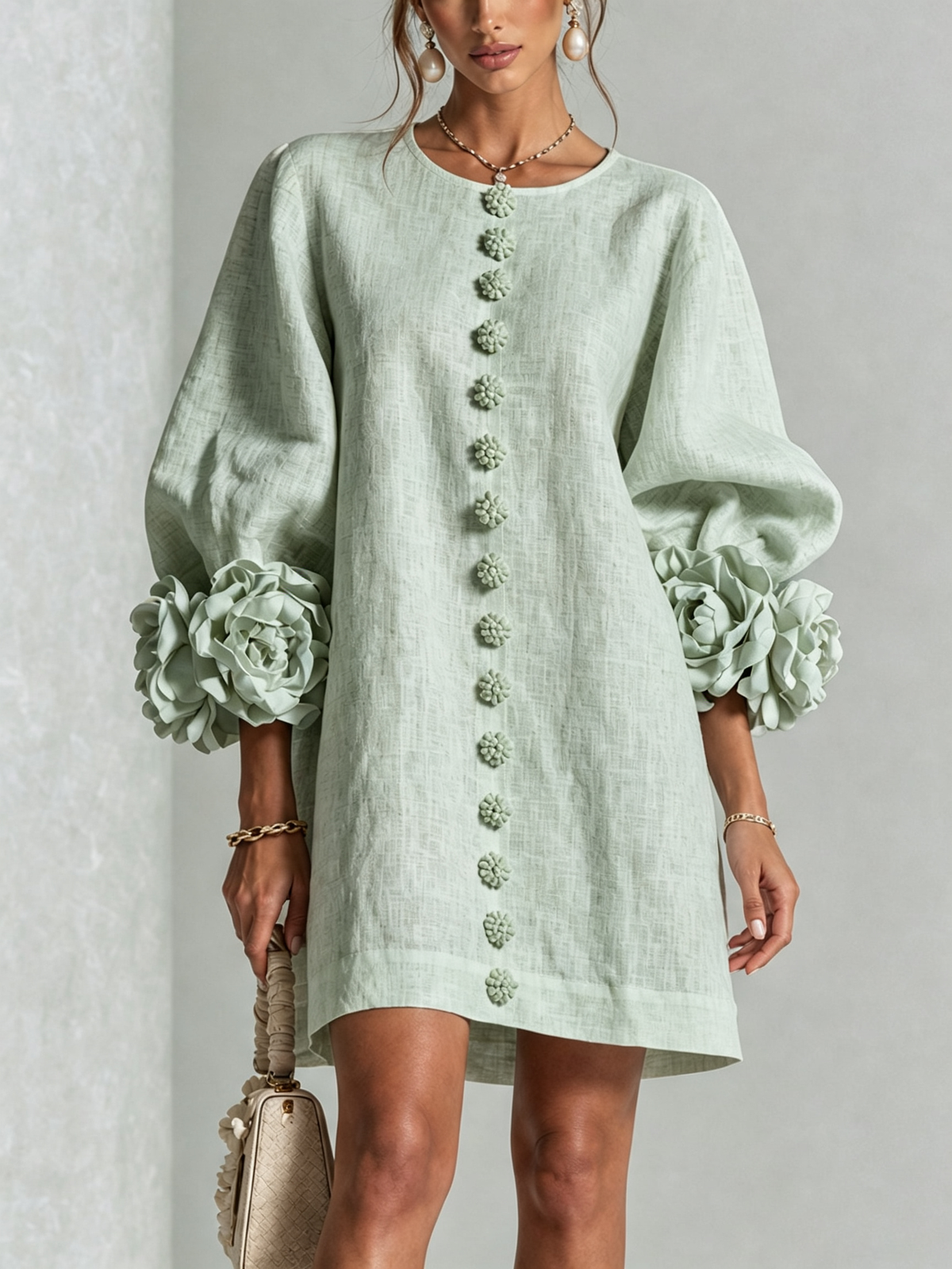 Élodie | Robe Mini Florale Blanche à Manches Élégantes
